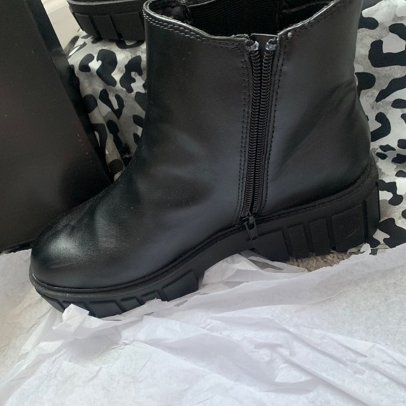 Boots - Picture 2 of 5